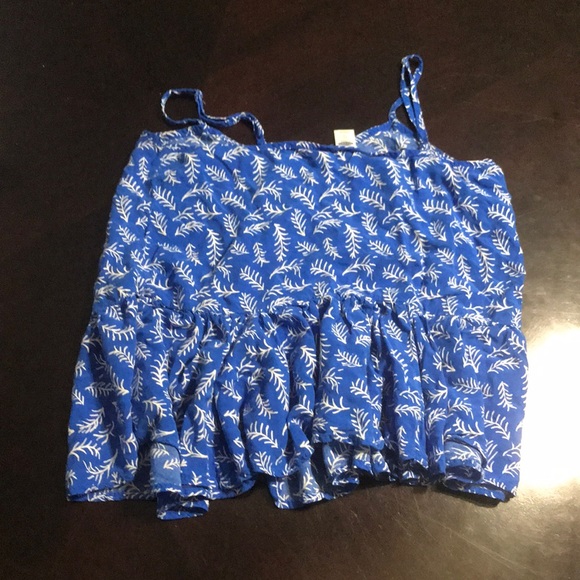 Old Navy blue spaghetti strap flow-y top - Picture 2 of 4